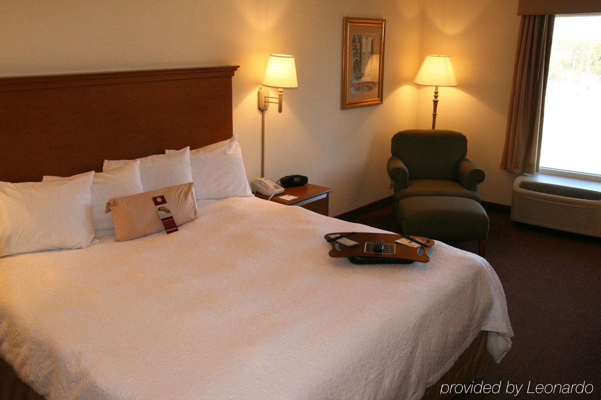 Hampton Inn Jacksonville - East Regency Square Værelse billede