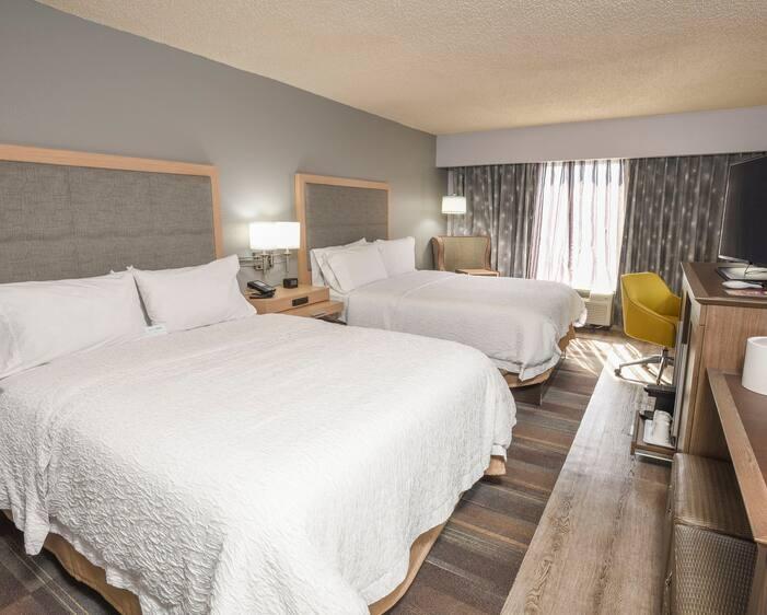 Hampton Inn Jacksonville - East Regency Square Eksteriør billede